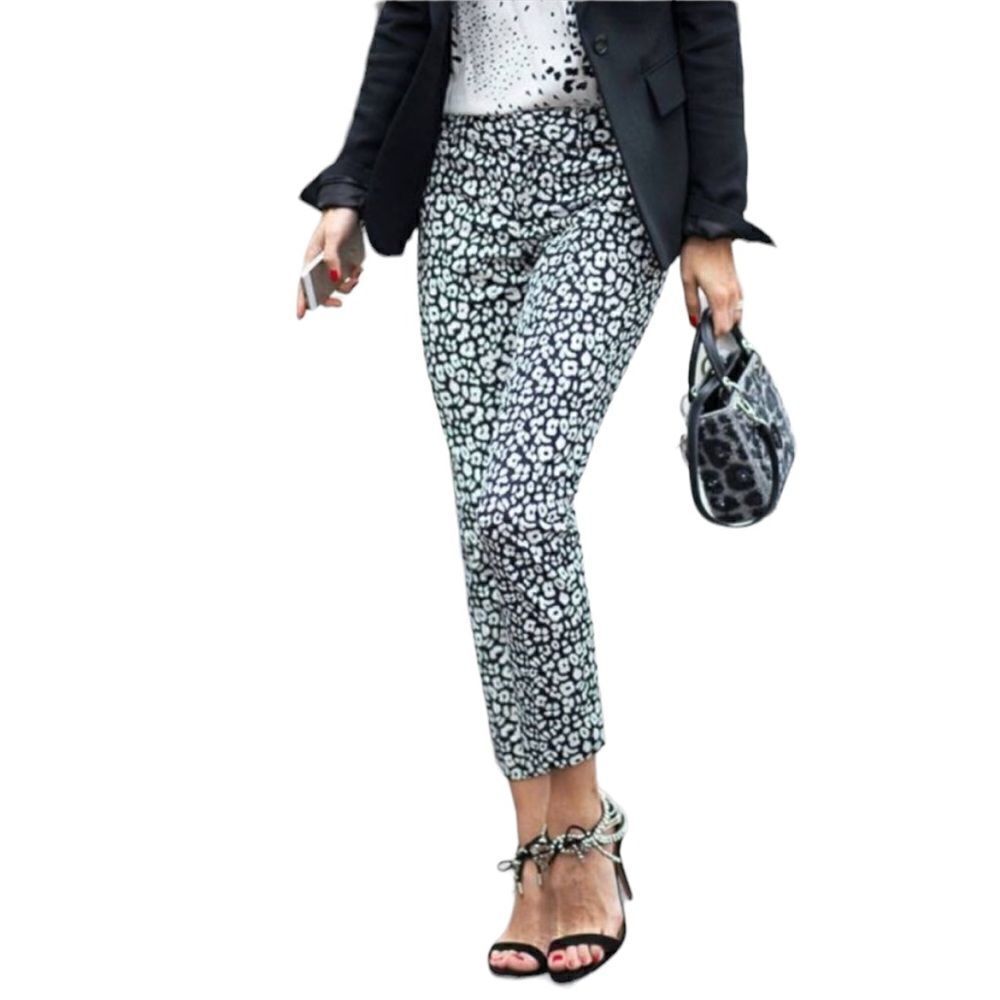 Forever21 black and white animal print stretch ankle length pants size medium